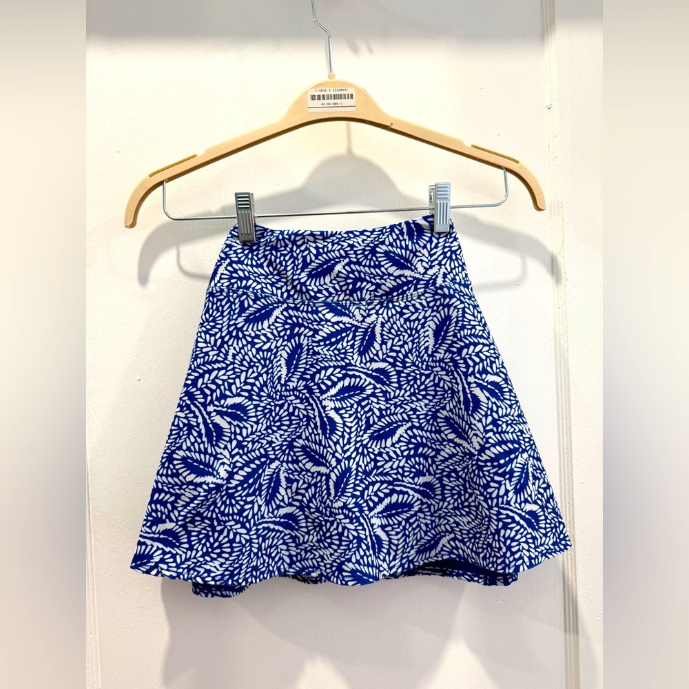 Kastel Denmark - Medium Blue and White Leaves Skort